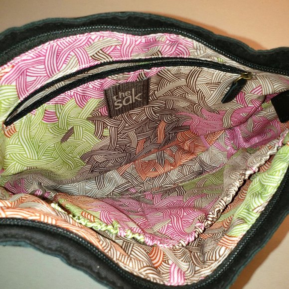 The SAK Indio Demi Shoulder Bag Black Leather - Picture 4 of 4